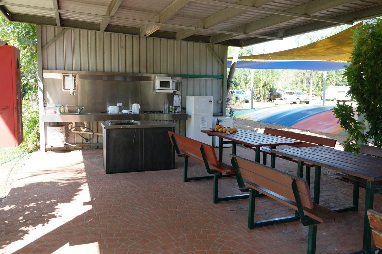 Big4 Howard Springs Holiday Park Darwin Exteriör bild